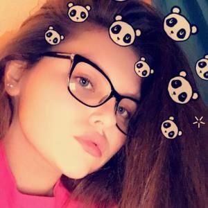 Meet your Posher, Hailey